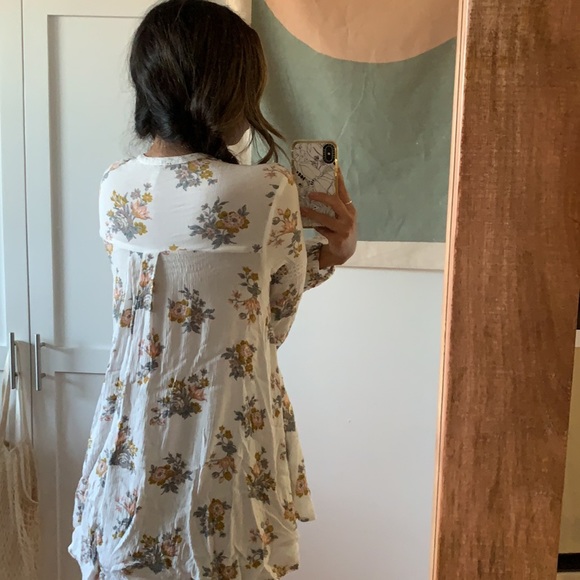 Tea Time Blouse // - Picture 4 of 7